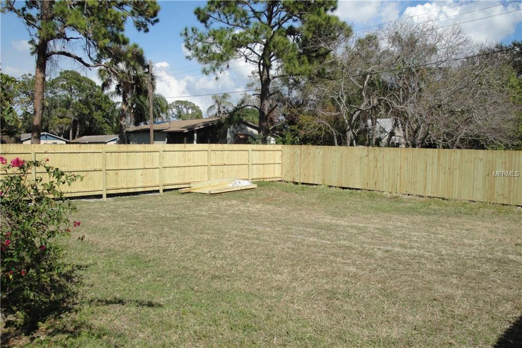 8615 VAMO ROAD, SARASOTA, Florida 34231, 2 Bedrooms Bedrooms, 3 Rooms Rooms,2 BathroomsBathrooms,Residential,For sale,VAMO,A4179380