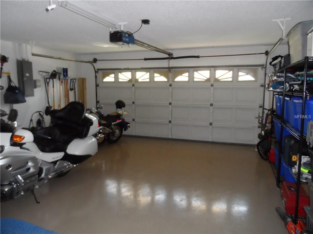 2665 MAN OF WAR CIRCLE, SARASOTA, Florida 34240, 3 Bedrooms Bedrooms, 8 Rooms Rooms,2 BathroomsBathrooms,Residential,For sale,MAN OF WAR,A4202623