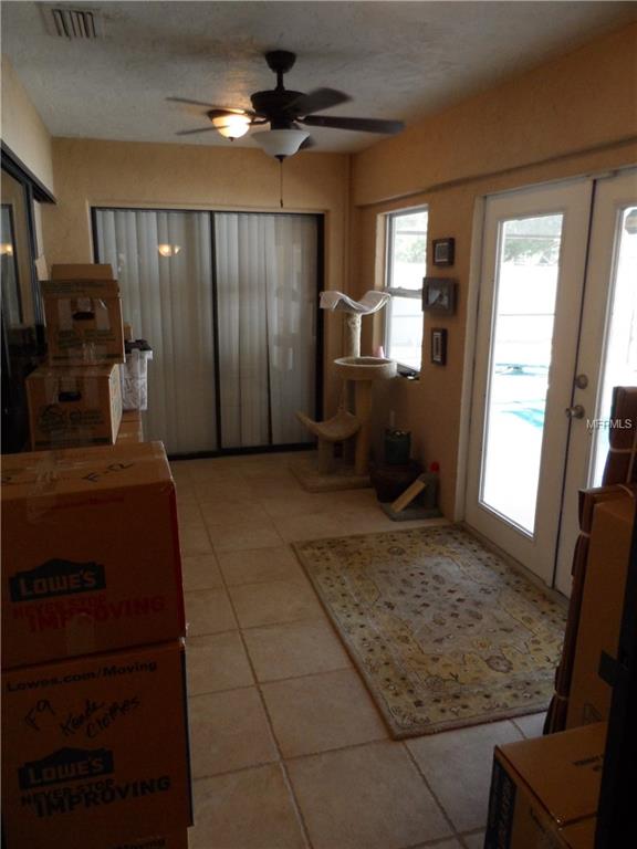 2665 MAN OF WAR CIRCLE, SARASOTA, Florida 34240, 3 Bedrooms Bedrooms, 8 Rooms Rooms,2 BathroomsBathrooms,Residential,For sale,MAN OF WAR,A4202623