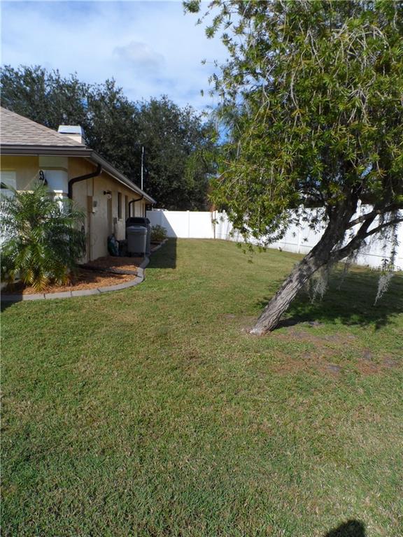 2665 MAN OF WAR CIRCLE, SARASOTA, Florida 34240, 3 Bedrooms Bedrooms, 8 Rooms Rooms,2 BathroomsBathrooms,Residential,For sale,MAN OF WAR,A4202623