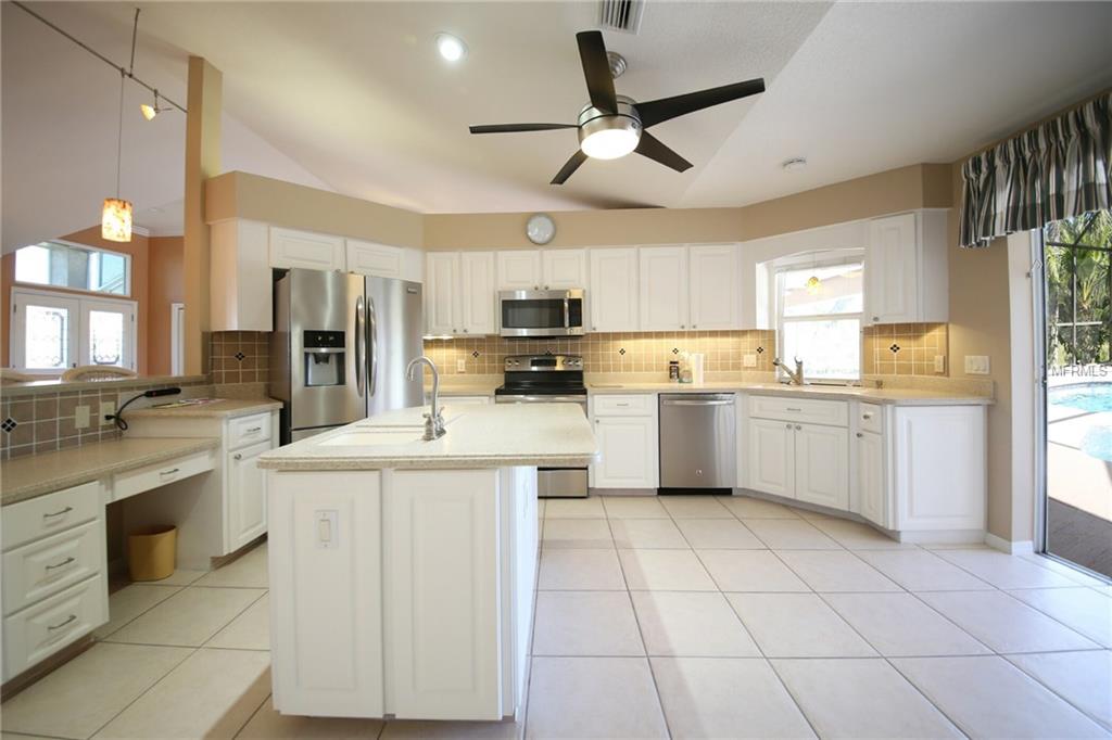 11 AMBERJACK TERRACE, PLACIDA, Florida 33946, 3 Bedrooms Bedrooms, 6 Rooms Rooms,2 BathroomsBathrooms,Residential,For sale,AMBERJACK,D5922505