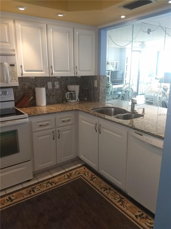 6361 BAHIA DEL MAR BOULEVARD, ST PETERSBURG, Florida 33715, 1 Bedroom Bedrooms, 4 Rooms Rooms,1 BathroomBathrooms,Residential,For sale,BAHIA DEL MAR,U7845454