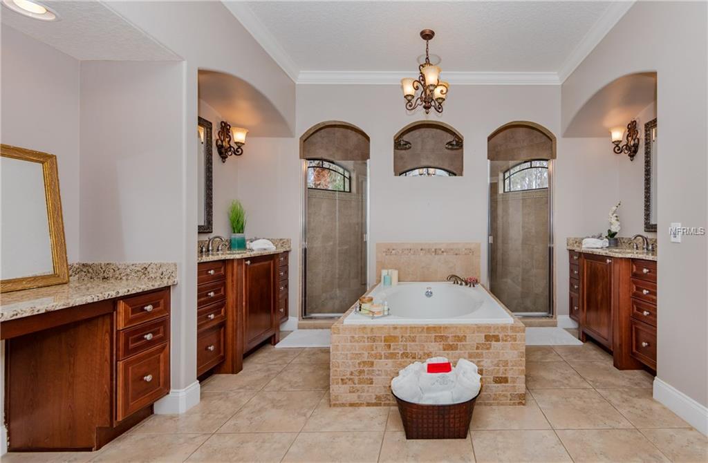 4970 LAZY OAKS WAY, SAINT CLOUD, Florida 34771, 5 Bedrooms Bedrooms, 4 Rooms Rooms,4 BathroomsBathrooms,Residential,For sale,LAZY OAKS,O5559216