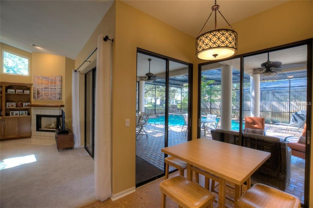 872 LIVE OAK TERRACE NE, ST PETERSBURG, Florida 33703, 3 Bedrooms Bedrooms, 7 Rooms Rooms,2 BathroomsBathrooms,Residential,For sale,LIVE OAK,U7846266