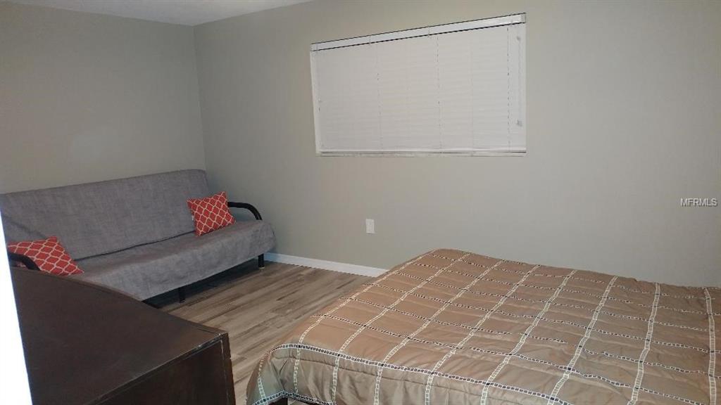 6000 1ST AVENUE S, ST PETERSBURG, Florida 33707, 1 Bedroom Bedrooms, 3 Rooms Rooms,1 BathroomBathrooms,Residential,For sale,1ST,U7846573