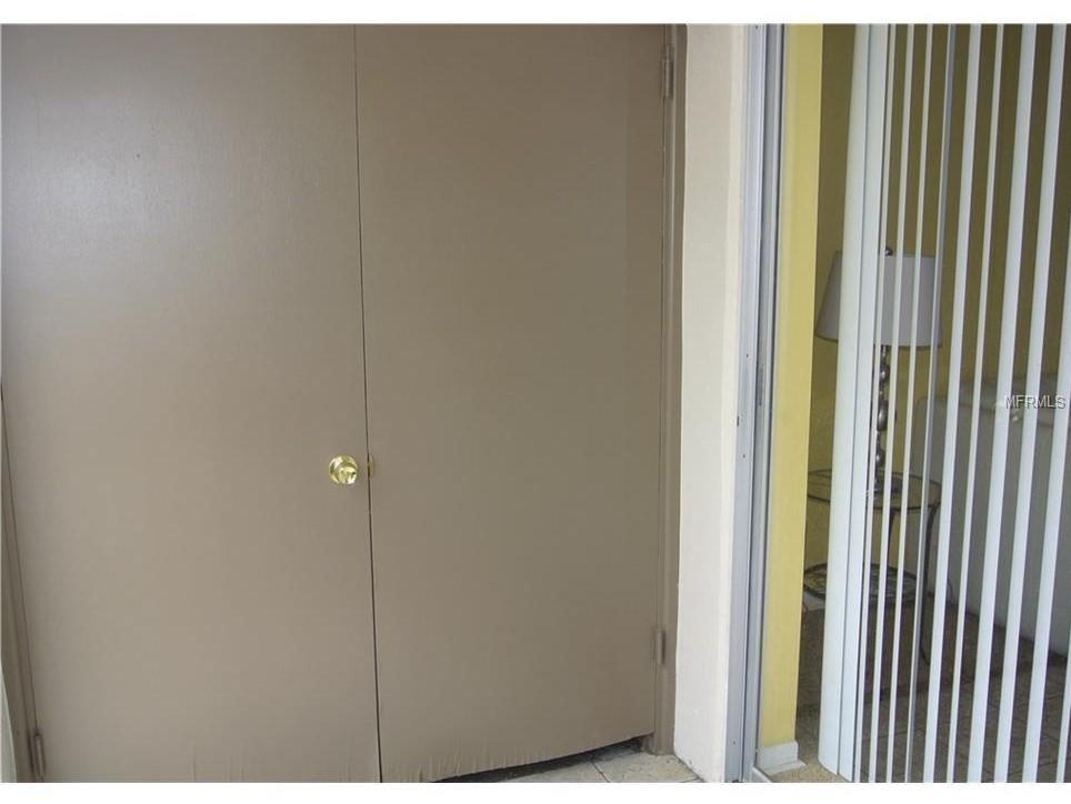 6000 1ST AVENUE S, ST PETERSBURG, Florida 33707, 1 Bedroom Bedrooms, 3 Rooms Rooms,1 BathroomBathrooms,Residential,For sale,1ST,U7846573