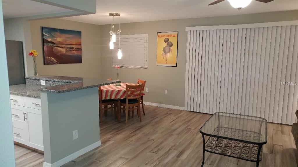 6000 1ST AVENUE S, ST PETERSBURG, Florida 33707, 1 Bedroom Bedrooms, 3 Rooms Rooms,1 BathroomBathrooms,Residential,For sale,1ST,U7846573