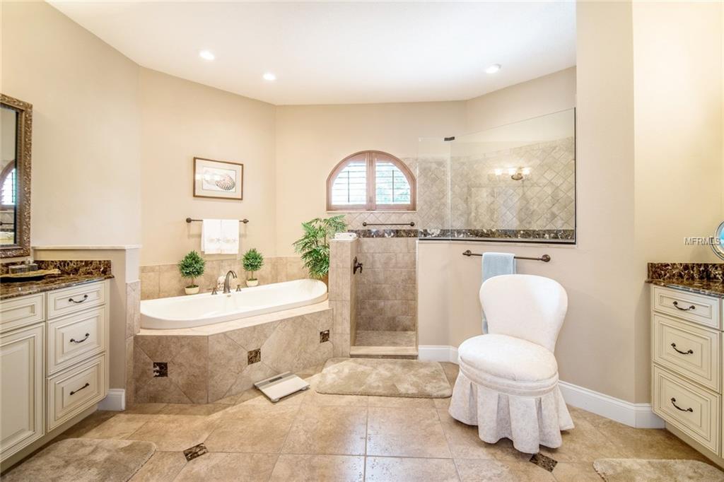 6242 BORDEAUX CIRCLE, SANFORD, Florida 32771, 4 Bedrooms Bedrooms, 11 Rooms Rooms,3 BathroomsBathrooms,Residential,For sale,BORDEAUX,O5561274