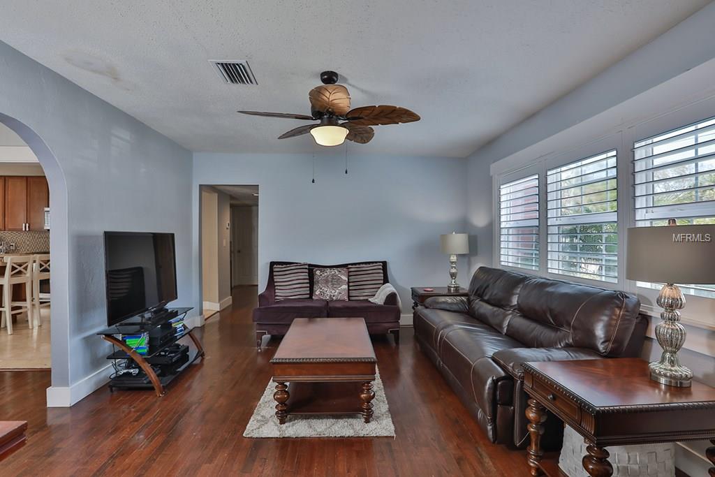 3706 W SEVILLA STREET, TAMPA, Florida 33629, 4 Bedrooms Bedrooms, 3 Rooms Rooms,2 BathroomsBathrooms,Residential,For sale,SEVILLA,T2928383