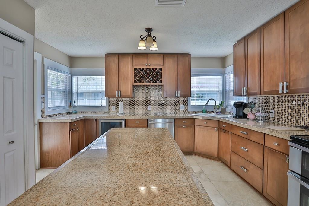 3706 W SEVILLA STREET, TAMPA, Florida 33629, 4 Bedrooms Bedrooms, 3 Rooms Rooms,2 BathroomsBathrooms,Residential,For sale,SEVILLA,T2928383