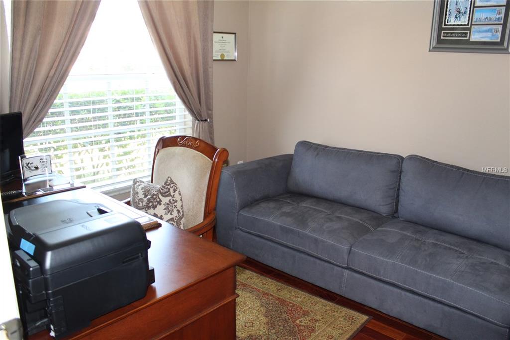 7821 STARFIRE WAY, NEW PORT RICHEY, Florida 34654, 3 Bedrooms Bedrooms, 5 Rooms Rooms,2 BathroomsBathrooms,Residential,For sale,STARFIRE,U7847633