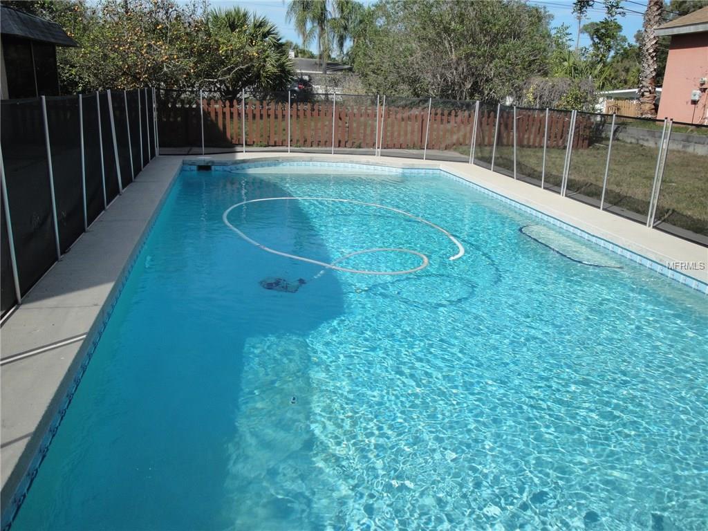 8623 VAMO ROAD, SARASOTA, Florida 34231, 3 Bedrooms Bedrooms, 4 Rooms Rooms,2 BathroomsBathrooms,Residential,For sale,VAMO,A4179381