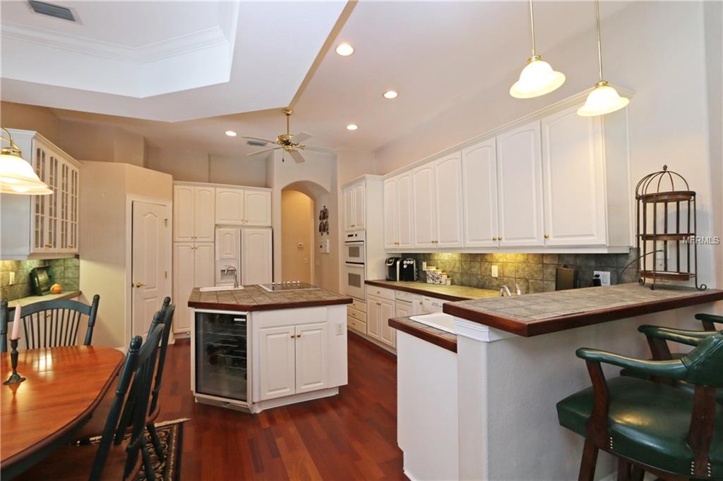 103 ASHFORD DRIVE, WINTER SPRINGS, Florida 32708, 4 Bedrooms Bedrooms, 8 Rooms Rooms,4 BathroomsBathrooms,Residential,For sale,ASHFORD,O5522702