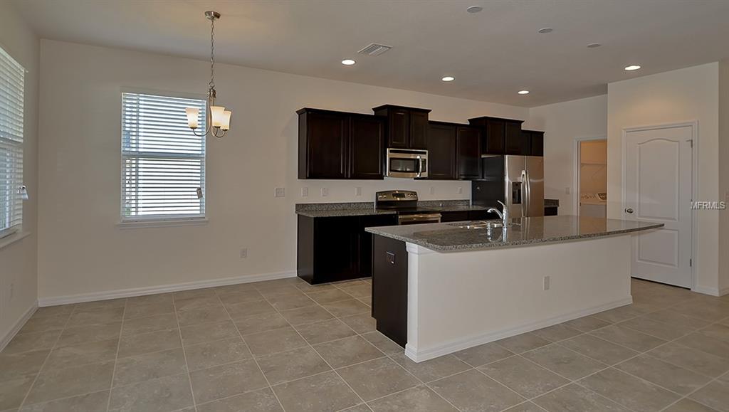 6307 SHADOWLAKE DRIVE, APOLLO BEACH, Florida 33572, 2 Bedrooms Bedrooms, 8 Rooms Rooms,2 BathroomsBathrooms,Residential,For sale,SHADOWLAKE,T2906925