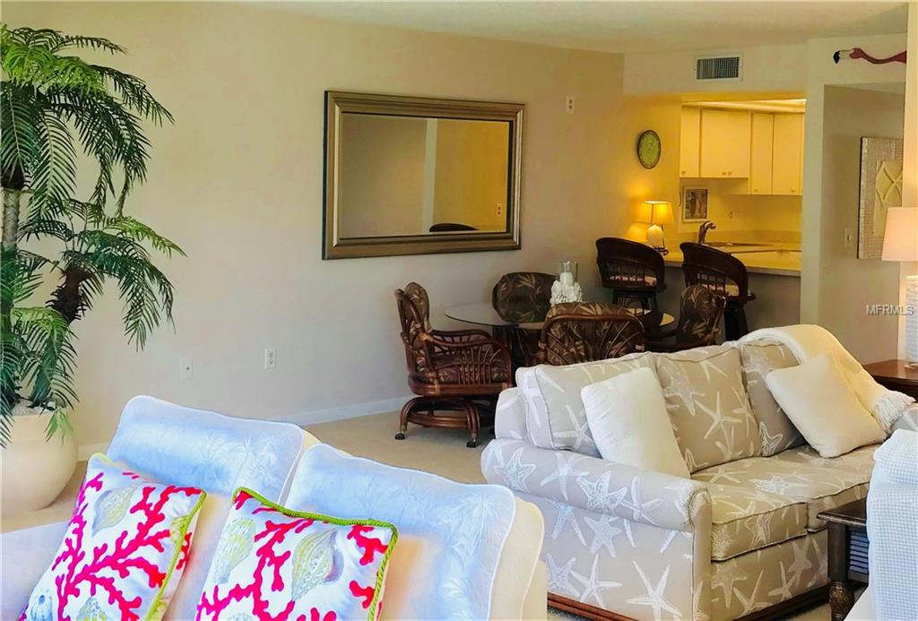 8710 MIDNIGHT PASS ROAD, SARASOTA, Florida 34242, 2 Bedrooms Bedrooms, 5 Rooms Rooms,2 BathroomsBathrooms,Residential,For sale,MIDNIGHT PASS,A4201310