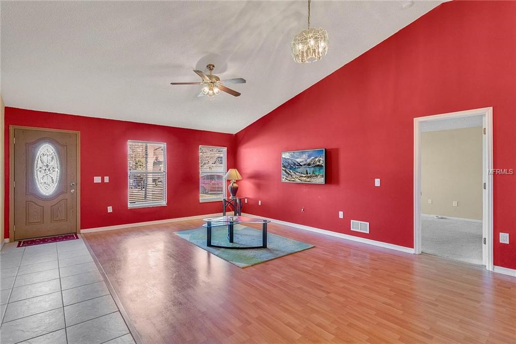 209 PLEASANT GARDENS DRIVE, APOPKA, Florida 32703, 3 Bedrooms Bedrooms, 6 Rooms Rooms,2 BathroomsBathrooms,Residential,For sale,PLEASANT GARDENS,O5554316