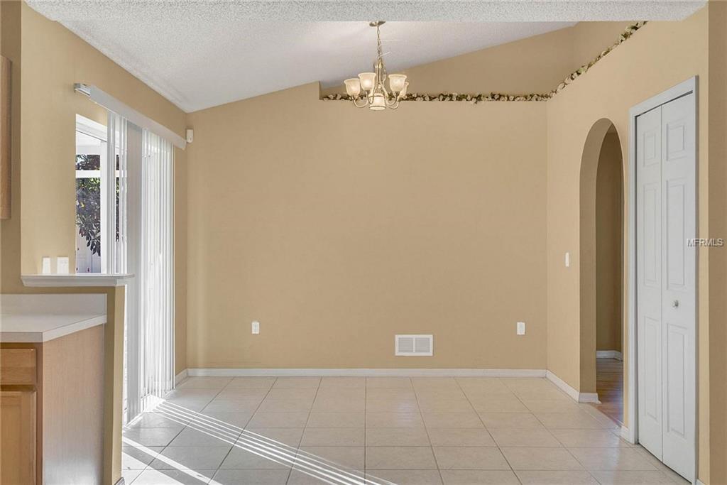 209 PLEASANT GARDENS DRIVE, APOPKA, Florida 32703, 3 Bedrooms Bedrooms, 6 Rooms Rooms,2 BathroomsBathrooms,Residential,For sale,PLEASANT GARDENS,O5554316