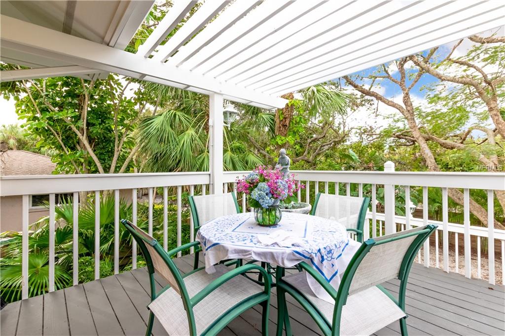 5329 SIESTA COURT, SARASOTA, Florida 34242, 3 Bedrooms Bedrooms, 3 Rooms Rooms,2 BathroomsBathrooms,Residential,For sale,SIESTA,A4206906