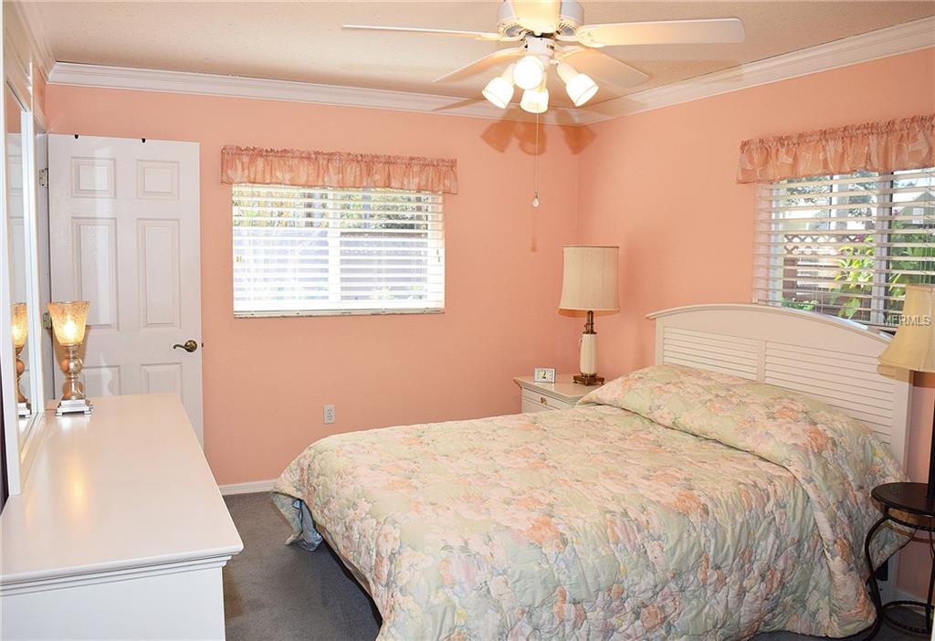 4441 DIAMOND CIRCLE W, SARASOTA, Florida 34233, 4 Bedrooms Bedrooms, 10 Rooms Rooms,3 BathroomsBathrooms,Residential,For sale,DIAMOND,A4207990