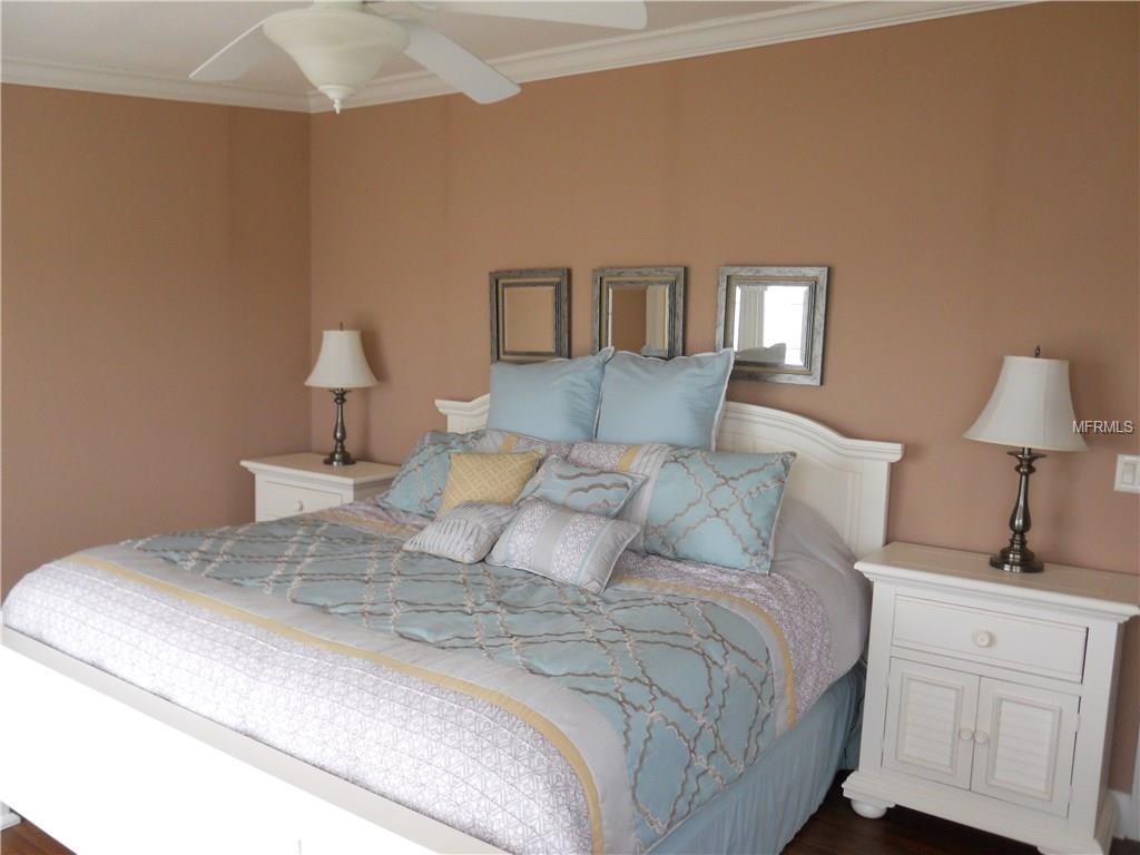 18675 US HIGHWAY 19 N, CLEARWATER, Florida 33764, 2 Bedrooms Bedrooms, 6 Rooms Rooms,2 BathroomsBathrooms,Residential,For sale,US HIGHWAY 19,U7845913