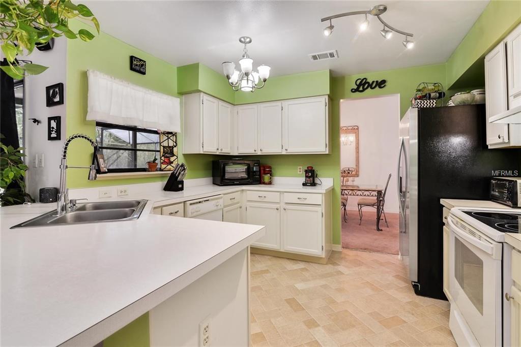 1020 MAYFAIR PLACE, KISSIMMEE, Florida 34758, 4 Bedrooms Bedrooms, 6 Rooms Rooms,2 BathroomsBathrooms,Residential,For sale,MAYFAIR,S4856740