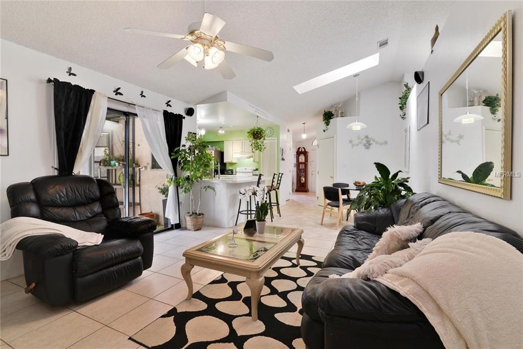 1020 MAYFAIR PLACE, KISSIMMEE, Florida 34758, 4 Bedrooms Bedrooms, 6 Rooms Rooms,2 BathroomsBathrooms,Residential,For sale,MAYFAIR,S4856740