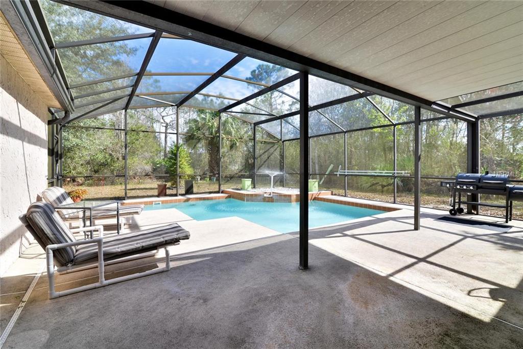 1020 MAYFAIR PLACE, KISSIMMEE, Florida 34758, 4 Bedrooms Bedrooms, 6 Rooms Rooms,2 BathroomsBathrooms,Residential,For sale,MAYFAIR,S4856740