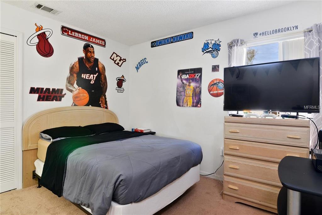 1020 MAYFAIR PLACE, KISSIMMEE, Florida 34758, 4 Bedrooms Bedrooms, 6 Rooms Rooms,2 BathroomsBathrooms,Residential,For sale,MAYFAIR,S4856740