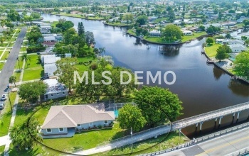 6520 S BISCAYNE DRIVE, NORTH PORT, Florida 34287, 3 Bedrooms Bedrooms, 5 Rooms Rooms,2 BathroomsBathrooms,Residential,For sale,BISCAYNE,D5922895