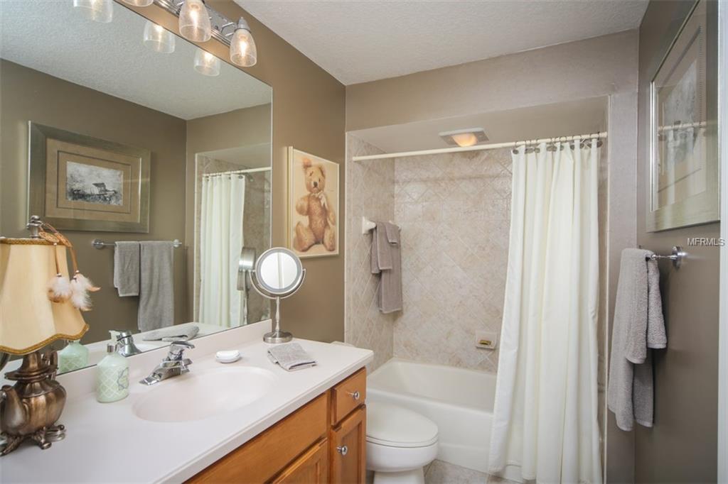 1104 3RD STREET E, PALMETTO, Florida 34221, 4 Bedrooms Bedrooms, 10 Rooms Rooms,3 BathroomsBathrooms,Residential,For sale,3RD,A4209524