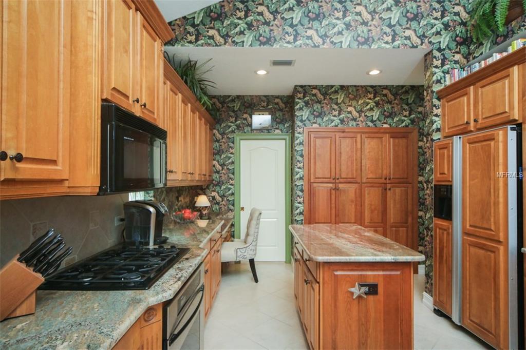 1104 3RD STREET E, PALMETTO, Florida 34221, 4 Bedrooms Bedrooms, 10 Rooms Rooms,3 BathroomsBathrooms,Residential,For sale,3RD,A4209524