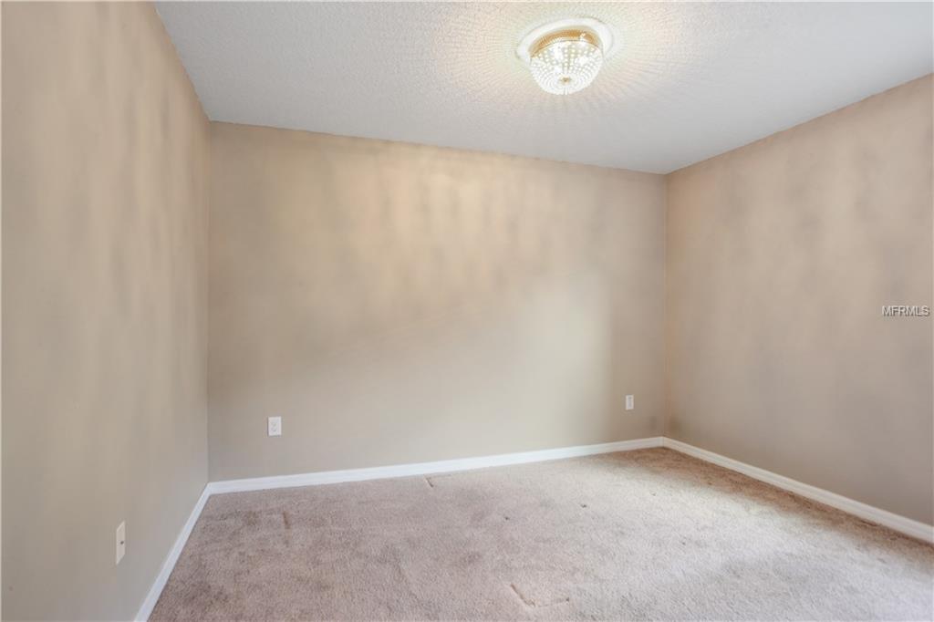 8432 HUNTERS FORK LOOP, RUSKIN, Florida 33573, 3 Bedrooms Bedrooms, 3 Rooms Rooms,2 BathroomsBathrooms,Residential,For sale,HUNTERS FORK,T2927886