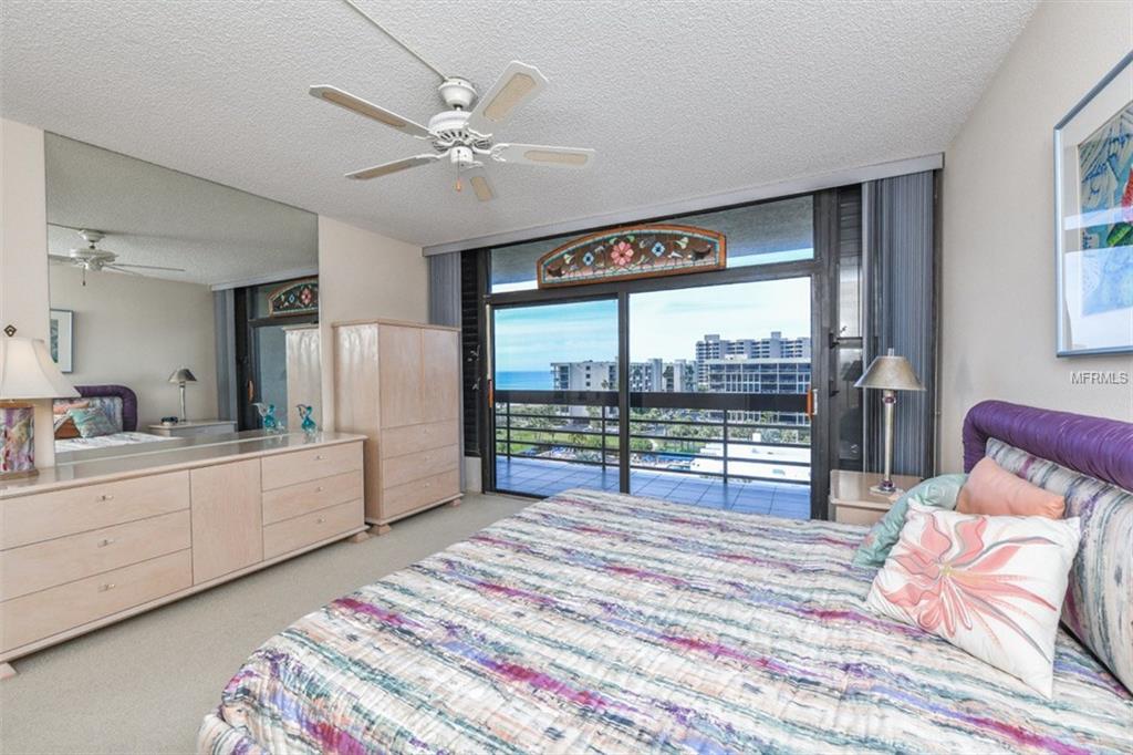 1075 GULF OF MEXICO DRIVE, LONGBOAT KEY, Florida 34228, 2 Bedrooms Bedrooms, 5 Rooms Rooms,2 BathroomsBathrooms,Residential,For sale,GULF OF MEXICO,A4210065