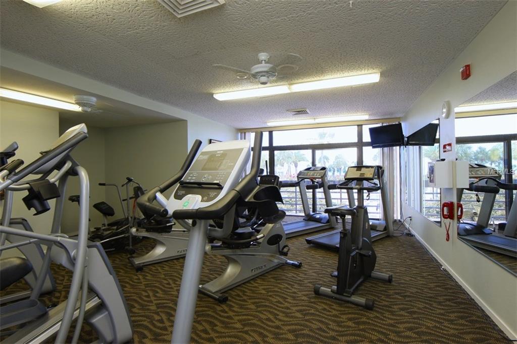 1075 GULF OF MEXICO DRIVE, LONGBOAT KEY, Florida 34228, 2 Bedrooms Bedrooms, 5 Rooms Rooms,2 BathroomsBathrooms,Residential,For sale,GULF OF MEXICO,A4210065