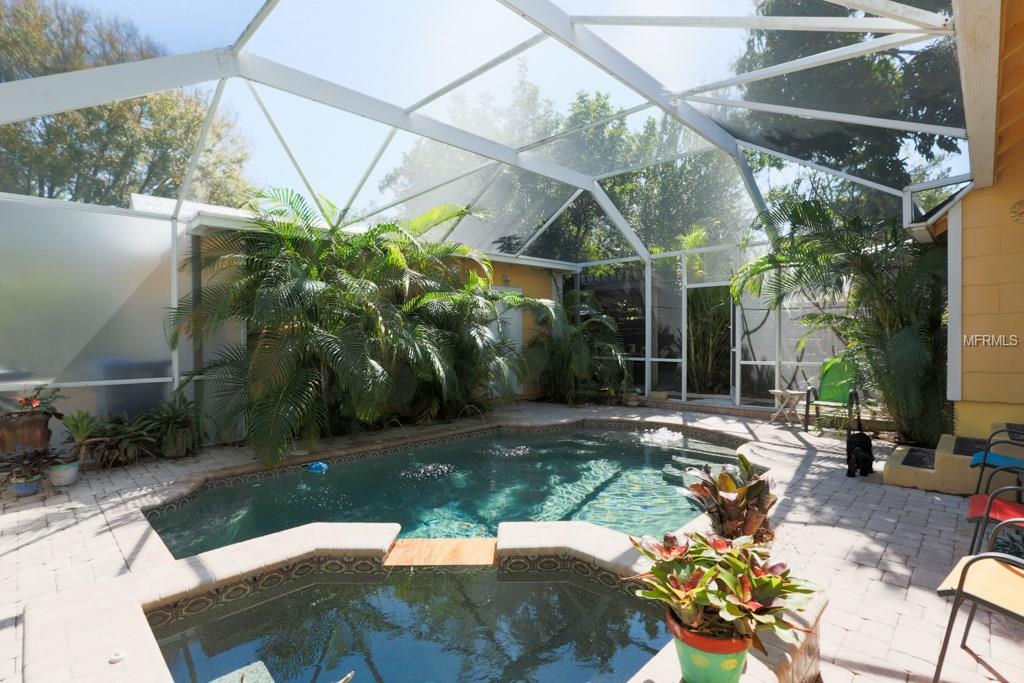 657 1ST STREET NE, ST PETERSBURG, Florida 33701, 3 Bedrooms Bedrooms, 10 Rooms Rooms,1 BathroomBathrooms,Residential,For sale,1ST,U7809878