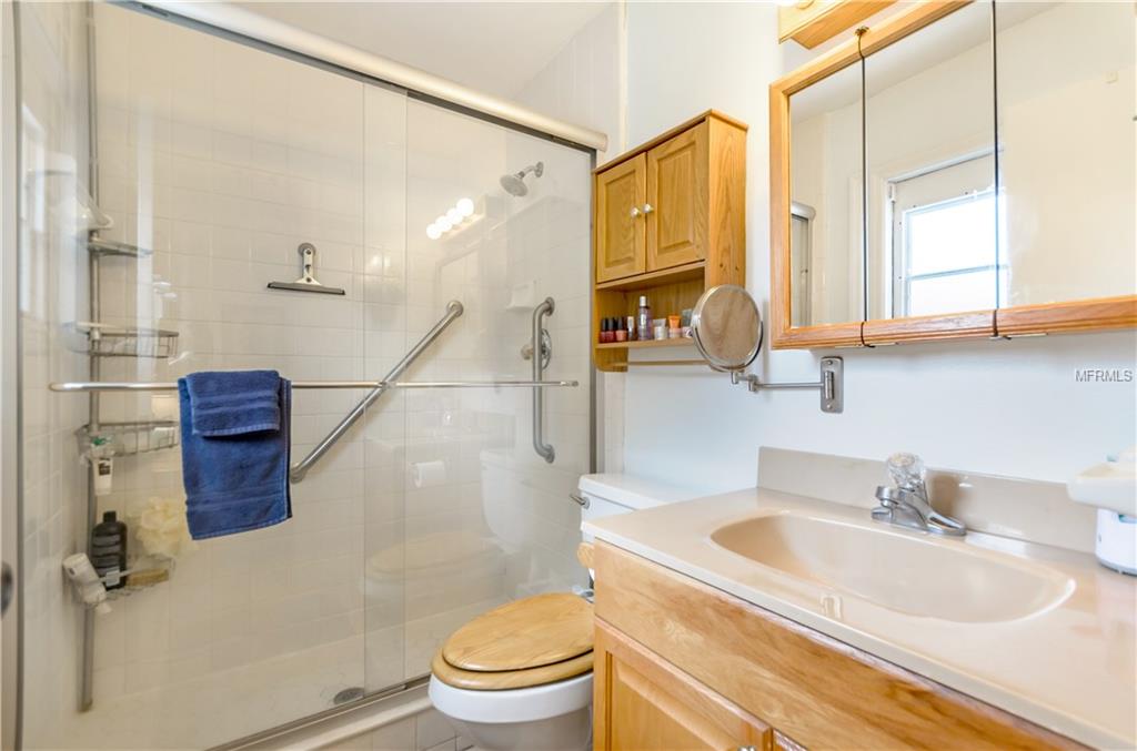 425 LOUISIANA AVENUE, SAINT CLOUD, Florida 34769, 3 Bedrooms Bedrooms, 7 Rooms Rooms,2 BathroomsBathrooms,Residential,For sale,LOUISIANA,S4852917