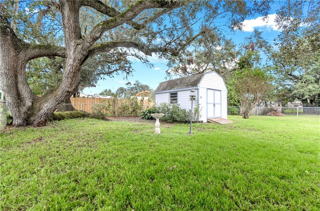 425 LOUISIANA AVENUE, SAINT CLOUD, Florida 34769, 3 Bedrooms Bedrooms, 7 Rooms Rooms,2 BathroomsBathrooms,Residential,For sale,LOUISIANA,S4852917