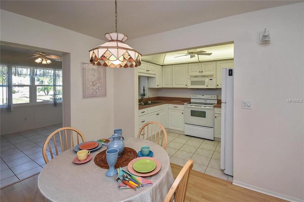 139 FIELD AVENUE E, VENICE, Florida 34285, 2 Bedrooms Bedrooms, 5 Rooms Rooms,1 BathroomBathrooms,Residential,For sale,FIELD,N5915558