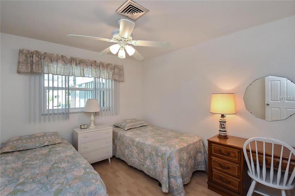 139 FIELD AVENUE E, VENICE, Florida 34285, 2 Bedrooms Bedrooms, 5 Rooms Rooms,1 BathroomBathrooms,Residential,For sale,FIELD,N5915558