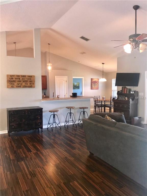 972 CORNELL AVENUE, CLERMONT, Florida 34711, 3 Bedrooms Bedrooms, 8 Rooms Rooms,2 BathroomsBathrooms,Residential,For sale,CORNELL,O5556546