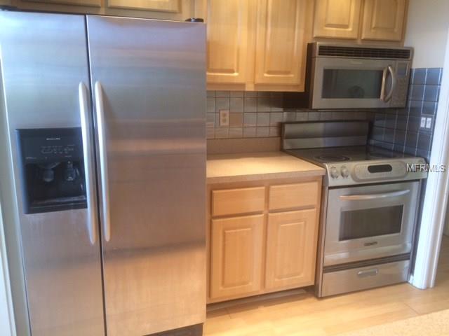 121 ISLAND WAY, CLEARWATER BEACH, Florida 33767, 1 Bedroom Bedrooms, 4 Rooms Rooms,1 BathroomBathrooms,Residential,For sale,ISLAND,U7845914