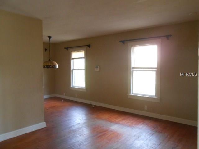 607 2ND STREET SE, WINTER HAVEN, Florida 33880, 3 Bedrooms Bedrooms, 3 Rooms Rooms,1 BathroomBathrooms,Residential,For sale,2ND,P4718960