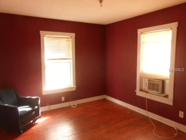 607 2ND STREET SE, WINTER HAVEN, Florida 33880, 3 Bedrooms Bedrooms, 3 Rooms Rooms,1 BathroomBathrooms,Residential,For sale,2ND,P4718960