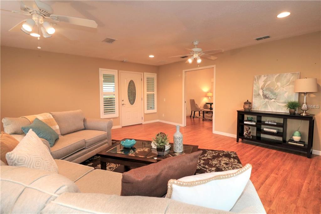 17965 SE 89TH NATCHEZ AVENUE, THE VILLAGES, Florida 32162, 3 Bedrooms Bedrooms, 7 Rooms Rooms,2 BathroomsBathrooms,Residential,For sale,89TH NATCHEZ,G4852611