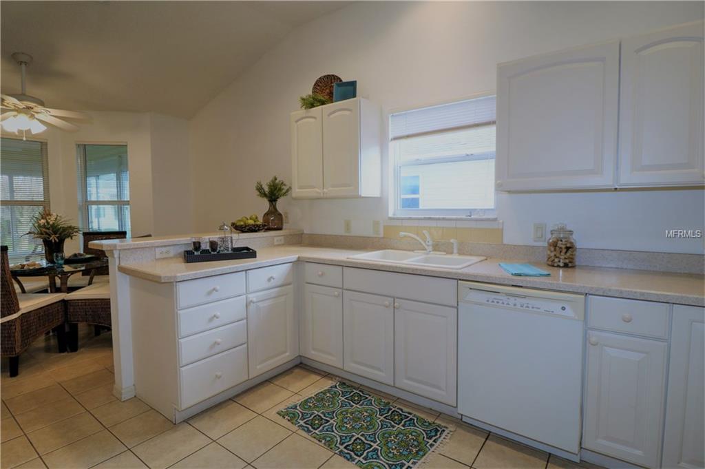 17965 SE 89TH NATCHEZ AVENUE, THE VILLAGES, Florida 32162, 3 Bedrooms Bedrooms, 7 Rooms Rooms,2 BathroomsBathrooms,Residential,For sale,89TH NATCHEZ,G4852611