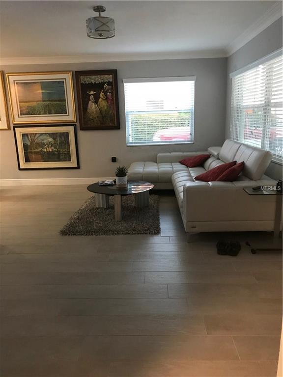 315 MADISON STREET S, ST PETERSBURG, Florida 33711, 2 Bedrooms Bedrooms, 5 Rooms Rooms,1 BathroomBathrooms,Residential,For sale,MADISON,T2928254