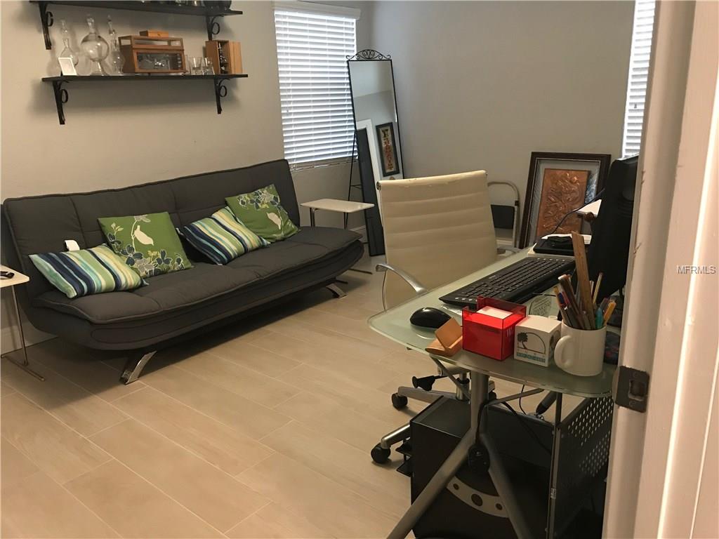 315 MADISON STREET S, ST PETERSBURG, Florida 33711, 2 Bedrooms Bedrooms, 5 Rooms Rooms,1 BathroomBathrooms,Residential,For sale,MADISON,T2928254