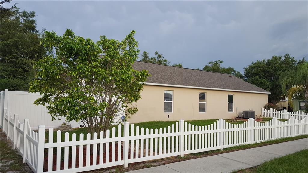 APOPKA, Florida 32712, 4 Bedrooms Bedrooms, 6 Rooms Rooms,2 BathroomsBathrooms,Residential,For sale,S4848770