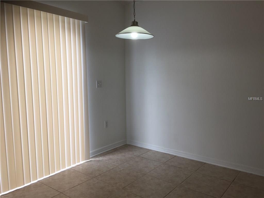 APOPKA, Florida 32712, 4 Bedrooms Bedrooms, 6 Rooms Rooms,2 BathroomsBathrooms,Residential,For sale,S4848770