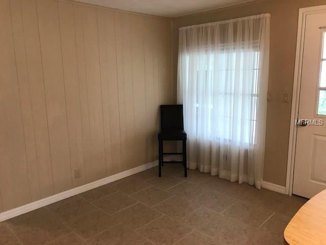 2249 ORANGEWOOD CIRCLE, ZELLWOOD, Florida 32798, 2 Bedrooms Bedrooms, 7 Rooms Rooms,2 BathroomsBathrooms,Residential,For sale,ORANGEWOOD,O5533528